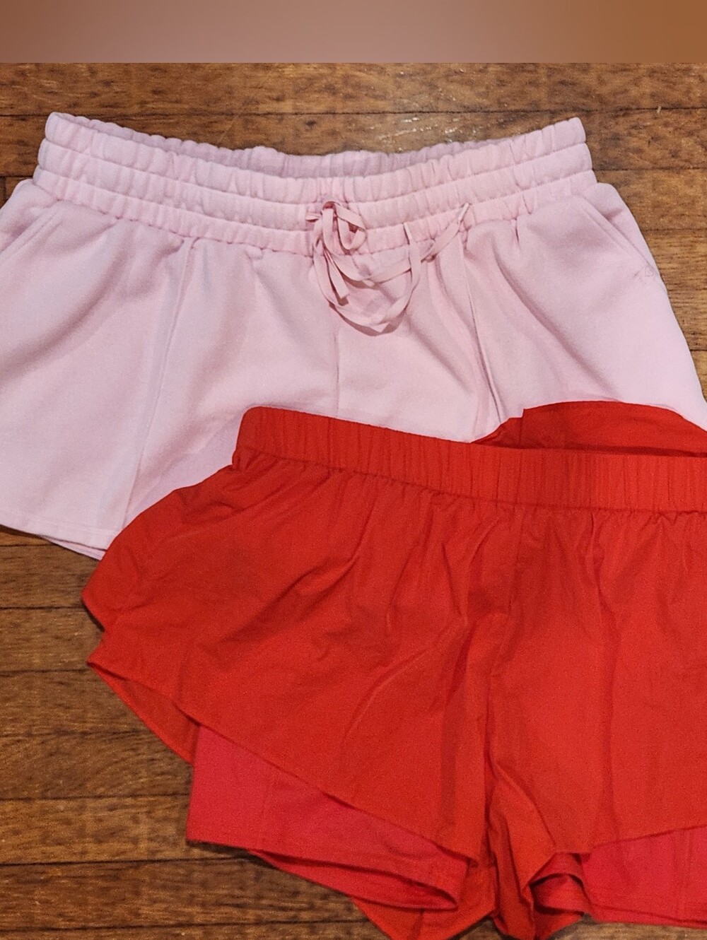 Blogilates 2X Short Bundle of 2 Pink Marshmallow Red Ruffle
